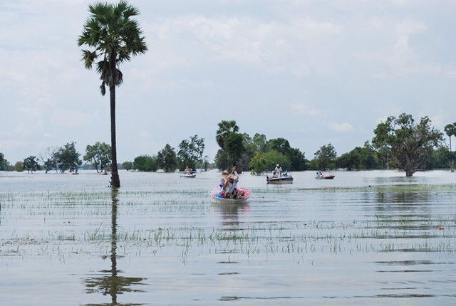 ขบวน เรือ ออกมุ่งหน้าอีกรอบแล้วครับ ทุกลำ ต้องมีความมุ่งมั่นเท่านั้นถึงจะไปถึงจุดหมาย อุปสรรคจาก ควา