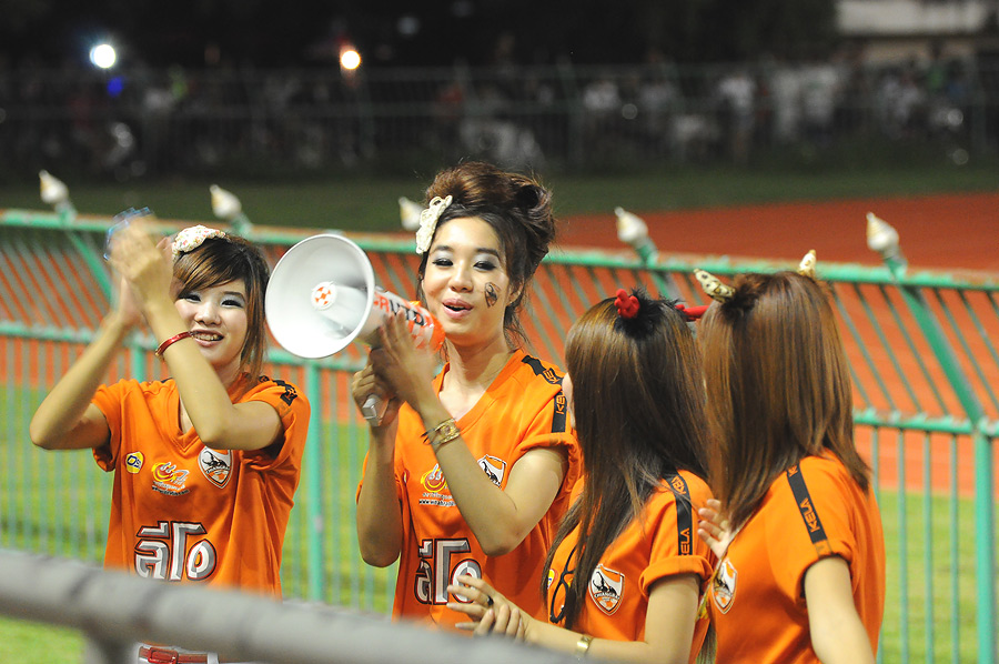 เชียร์ลีดเดอร์ สาวๆของเรา เริ่มโหมโรง :cheer: