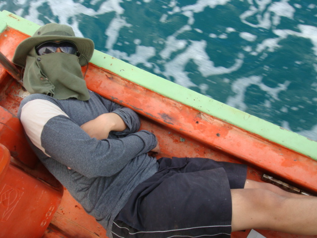 เอาจริงแฮะ

 :laughing: :laughing: