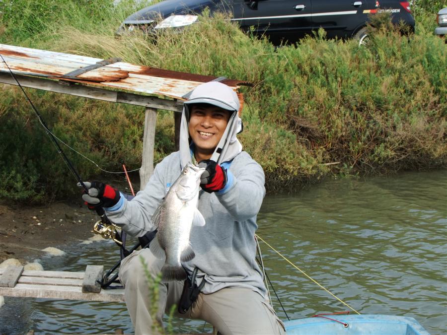 อ้าว นึกว่าปลาใคร น้าต้นตาล นี่เอง อิอิ  :cool: :cool: :cool: :cool: :cool: :cool: :cool: :cool:

