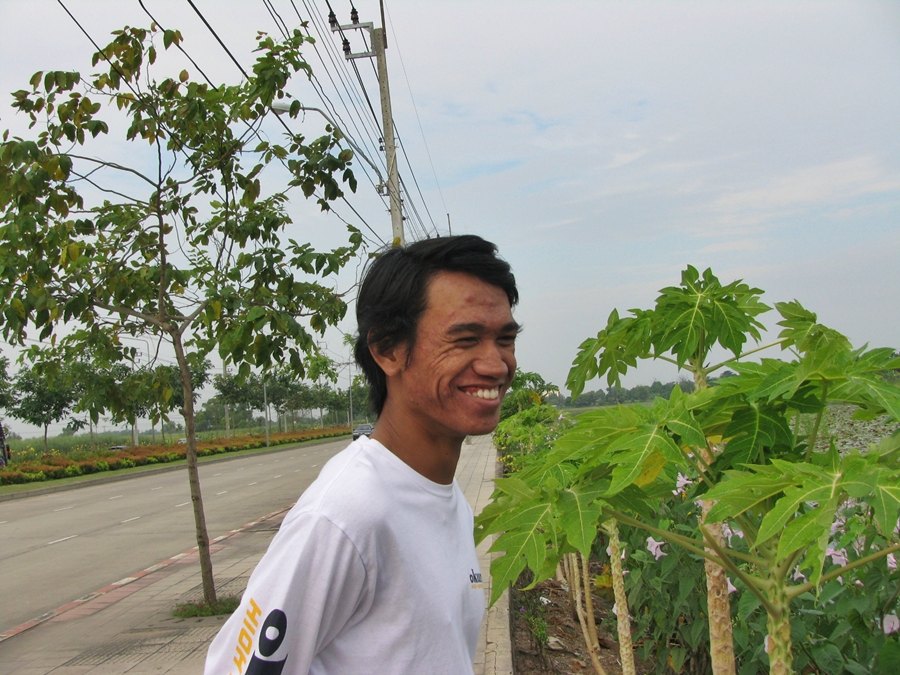สวยใช่ไหมล่ะ  ยิ้มแก้มปริเชียว:love: :love: :love: :cheer: :cheer: :cheer:
