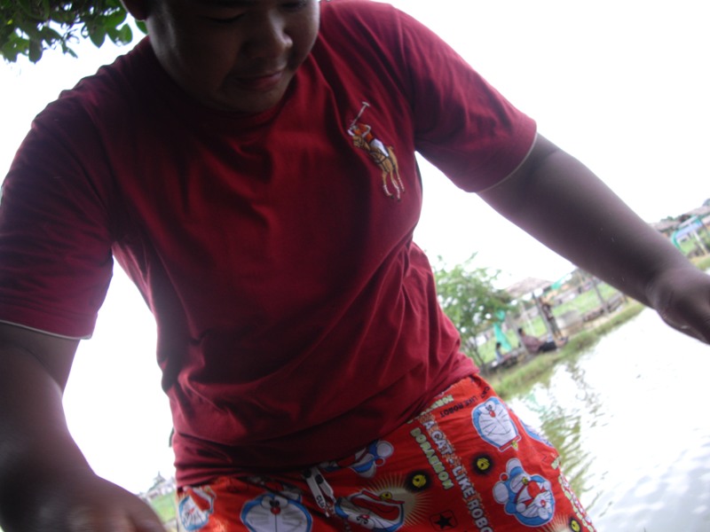 ปลาดิ้นออกจากมือเลยครับ