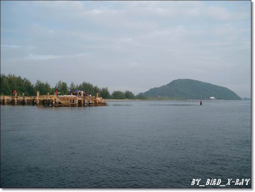  [q]+ ล้านครับ  ตามมาทันขึ้นเรือป่าวคับ  ติดเรือไปด้วยคนต้า....... [/q]
... :grin:......ยังทันครับ 