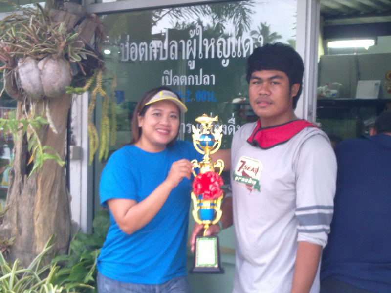 ขอถ่ายคู่กะพลเป็นที่ระทึกอีกรูป
 :laughing: :laughing: