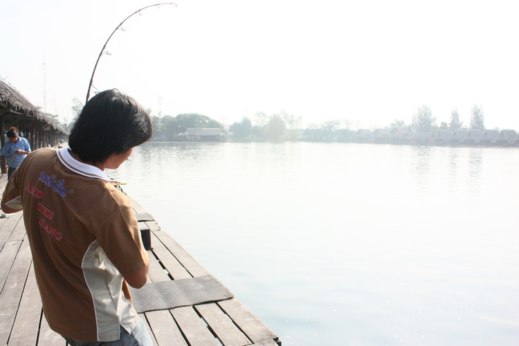 เท่ออก
