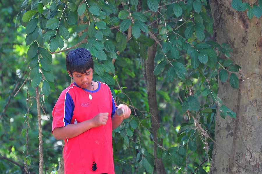 มีเบ็ดกระป๋องด้วยอ่ะ :ohh: