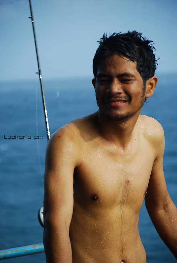 เลยไล่เด็กเมาเรือไปอาบน้ำ จะได้สดชื่นขึ้นมาบ้างครับ ^^