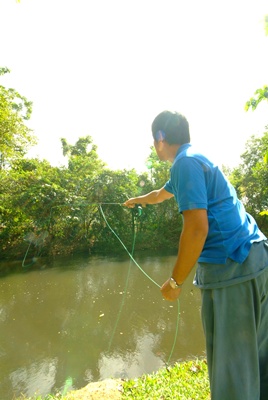 เล่นหมาพอและ ตกปลามั้ง :grin: