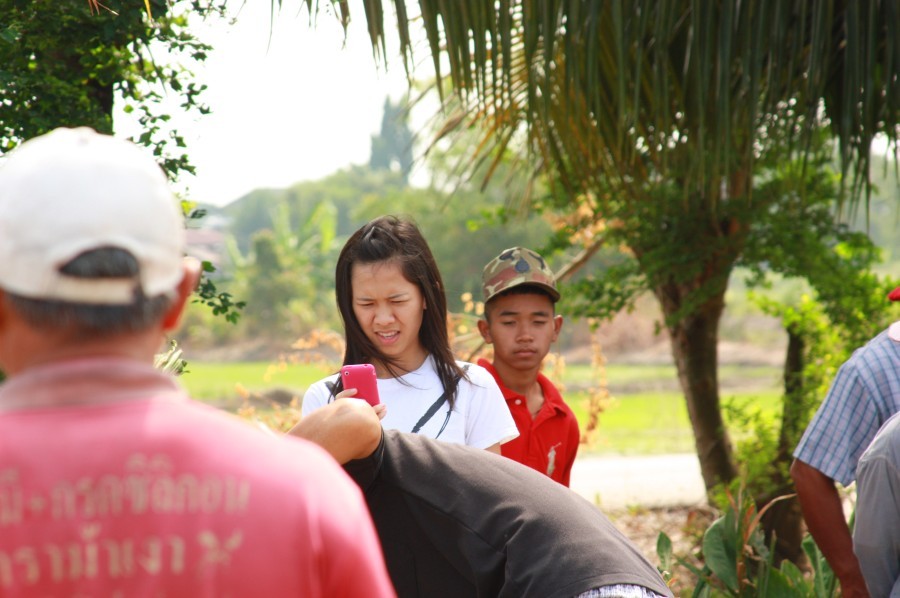 เก็บรูปปลาไปฝากพยาบาลที่ทำงาน :laughing: :laughing: