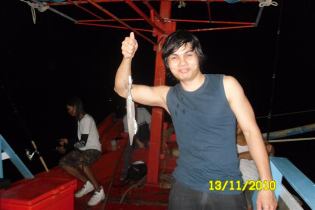 ตกไปสักพักหมึกเริ่มห่าง ตาพุ่ม สอน +