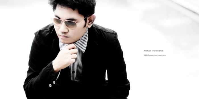  [b]เจ้าบ่าวเรา...หล่อเท่ห์เหมือนกันนะเนี่ย...[/b] :cool: :cool: