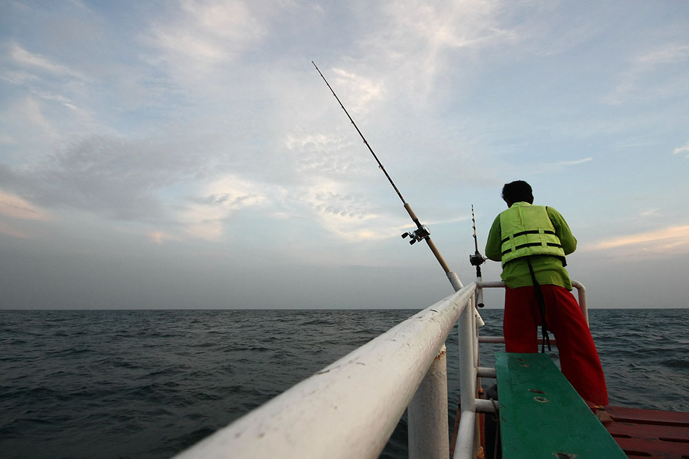 น้าบอลมาเล่นเดิ่งที่หลังเรือดูบ้า