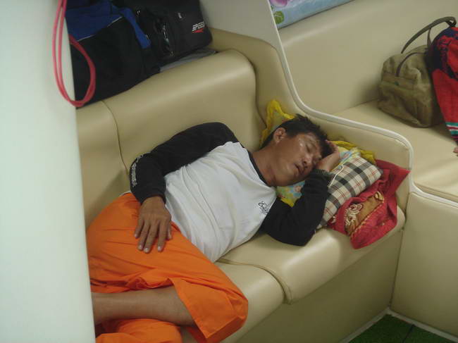 เฮีย.. เฮีย เต่ากัดใบจักร

อ้าวว... หลับ  :sleeping: :sleeping: :sleeping: :sleeping: