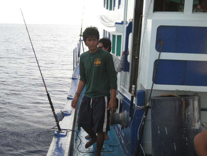 แนะนำตัวกันไปนะ นายพีทลูกเรือครับ....