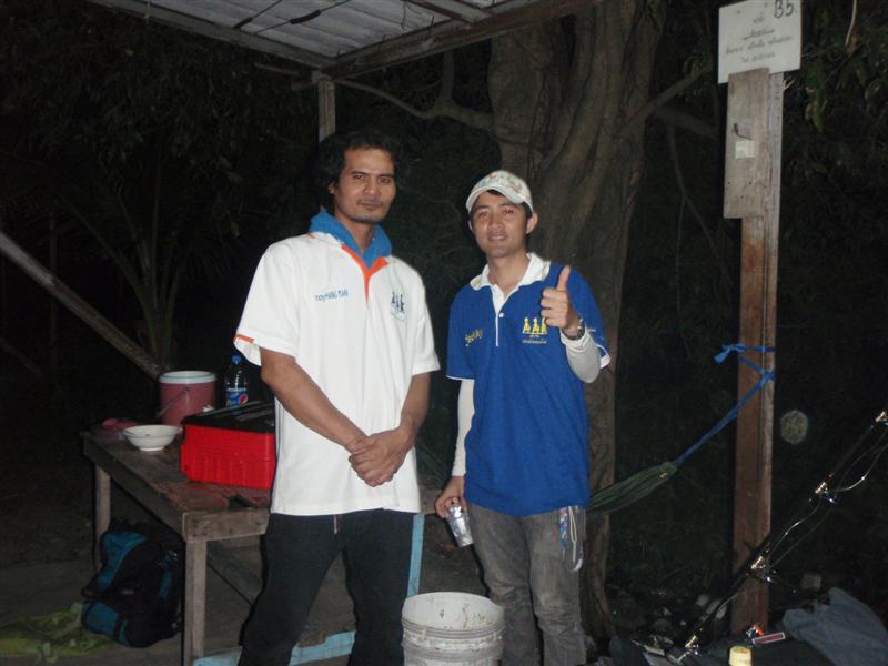 คู่ซ่าท้าความเหงา...น้าแจ๊คกี้กะน้าหน่อย...เด็กวัดส่งเข้าประกวดจ้า.... :cheer: