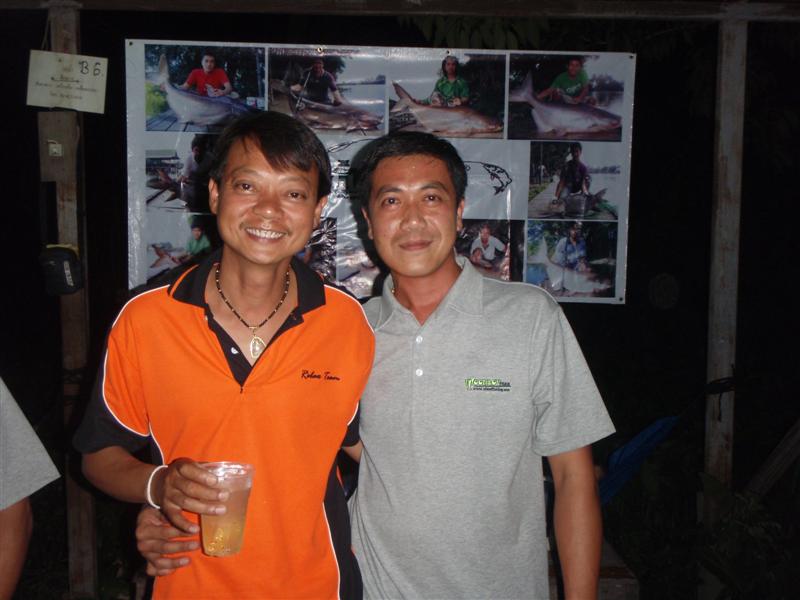 น้านกเหงากำลังชวนน้าป้อมมาร่วมดื่มแก้เหงา... :cheer:
