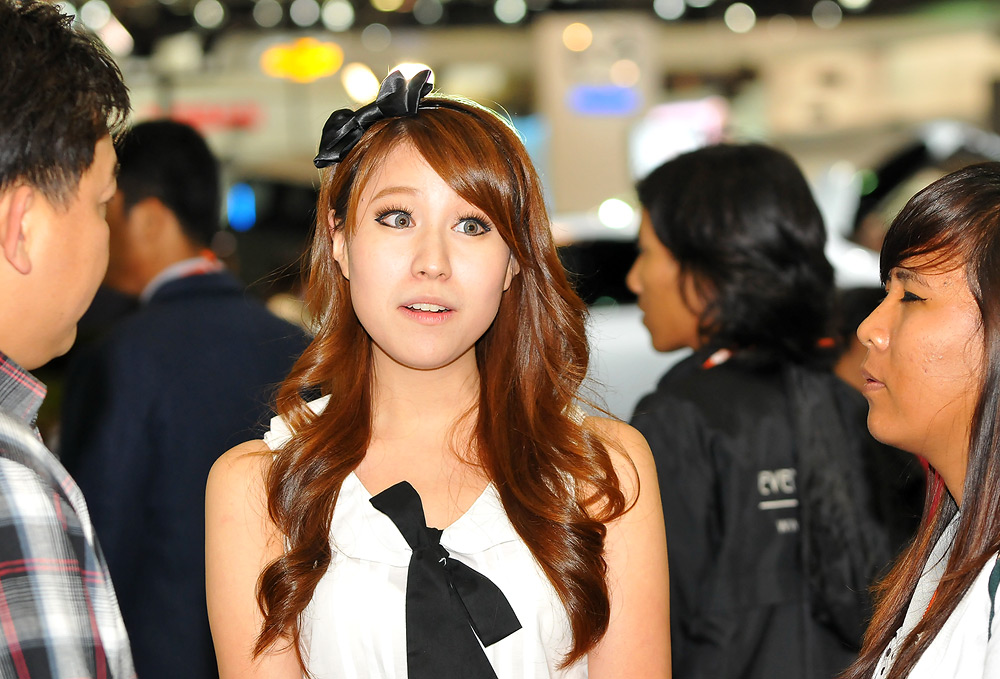 ใครเนี๊ยะ.......คุ้นๆ :cheer:
