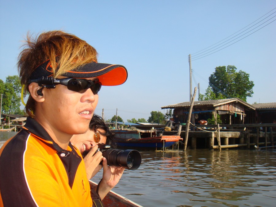 แม่มม.....เอ้ยยย....คอมแพ็ค มันก็ยังเก็ก อีกวุ้ย :laughing: