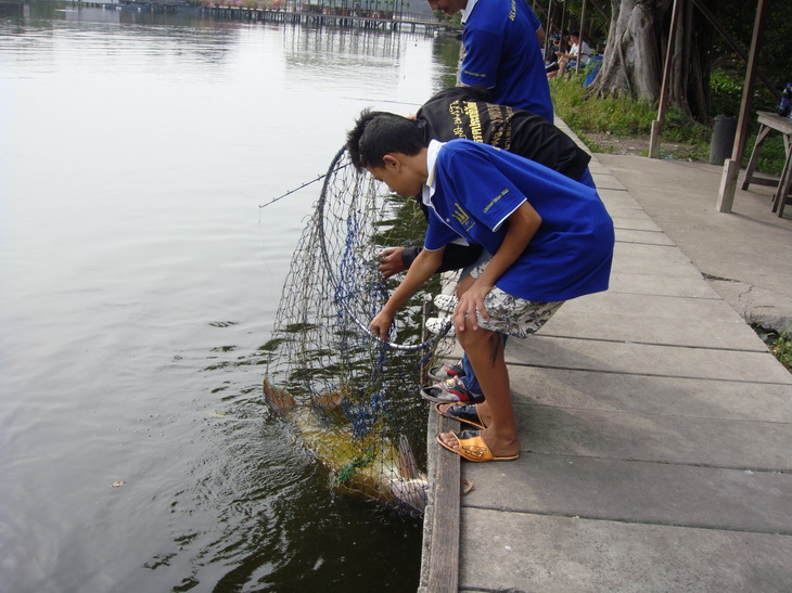 น้าโยยกไม่ไหว หลานตูนมาช่วยน้าที

 :laughing: :laughing: :laughing: