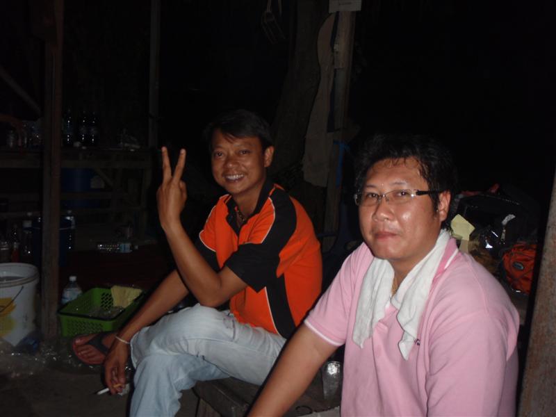 ตัวเกร็ง...ไม่ใช่ตัวเต็งนะ...งานนี้ขอเหงาเป็นคู่.... :grin: