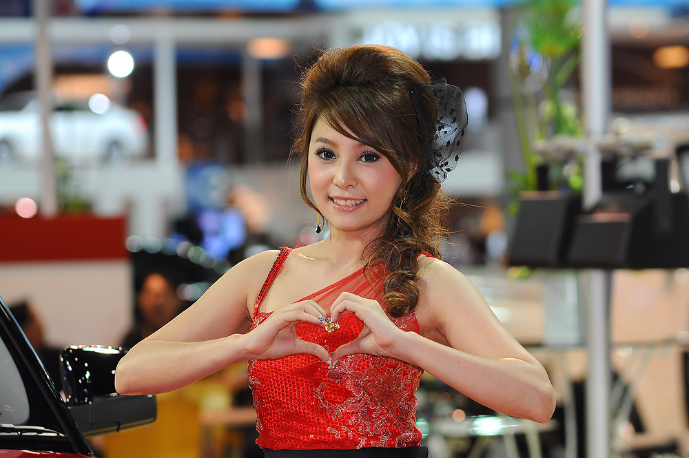 หัวใจแดงๆสำหรับลุง M คร้าบบบบบ..........  :lau