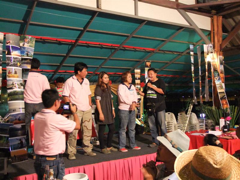 ช่วงนี้บนเวที น้าหรั่งเรา ก็เชิญ คก