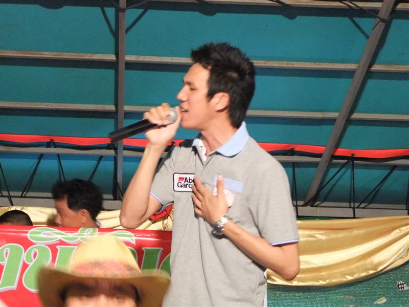 ยัง ยัง ยังไม่พอ เอิ๊ก ๆ ๆ ๆ ๆ ๆ ๆ ๆ  :laughing: