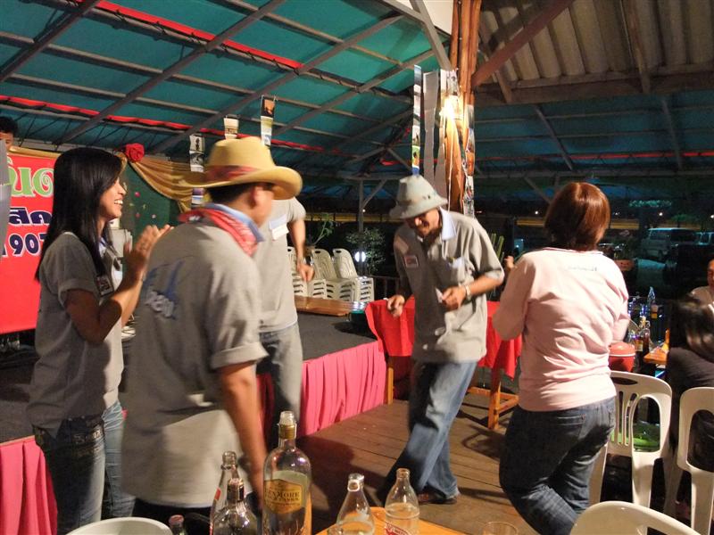 โอ๊ย ม่วน ขนาด   :laughing: :laughing: :laughing: :laughing: :dance: :dance: :dance: :dance: :dance: