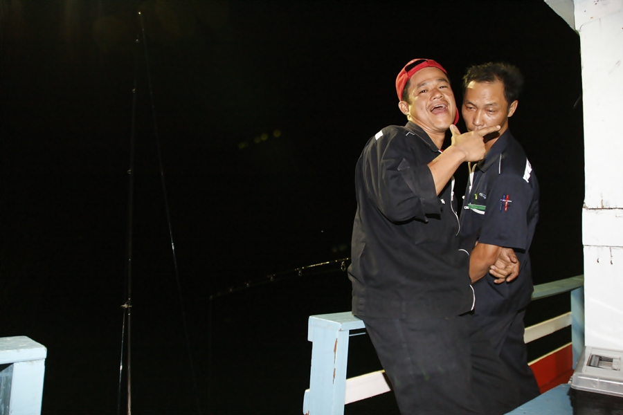 ดูเอาครับ...ขนาดน้าเสริฐยัง...จัดหนักเลย

 :laughing: :laughing: :laughing: :laughing: :laughing: