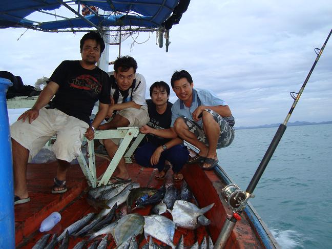 ภาพรวมเพื่อนฝูง พักผ่อน....... :cheer: :cheer: :cheer: