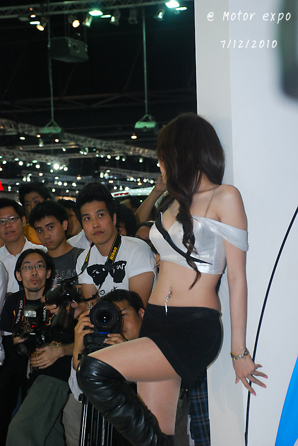 มองกันตาเป็นมัน ^^"