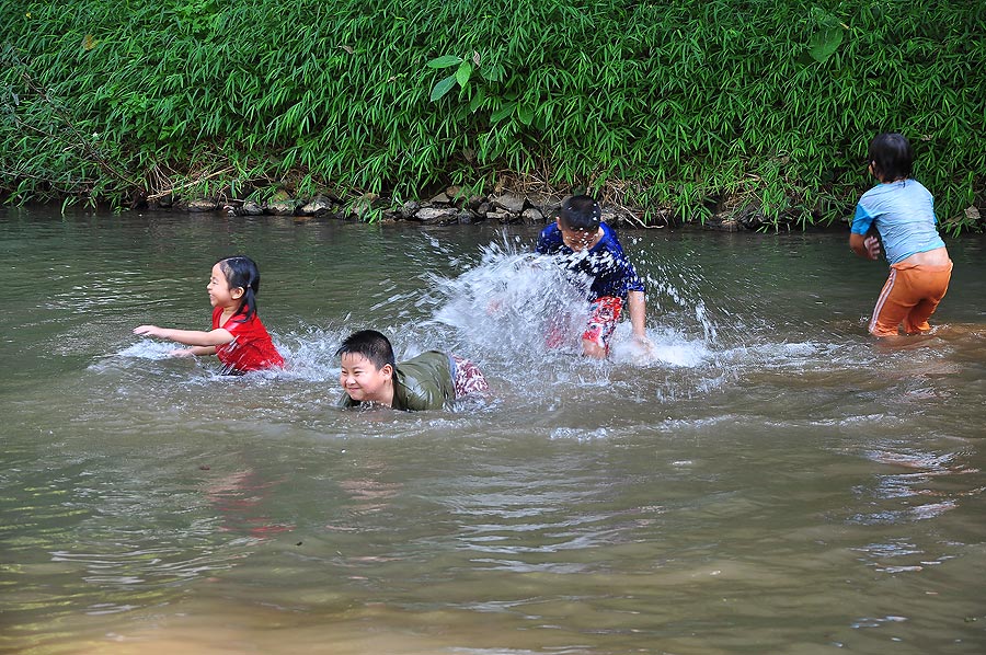 ที่ว่ามีเรื่องเนี่ย เรื่องสนุกของเด็กๆเค้าไงคร๊าบบบบบบ :grin: :grin: :grin: