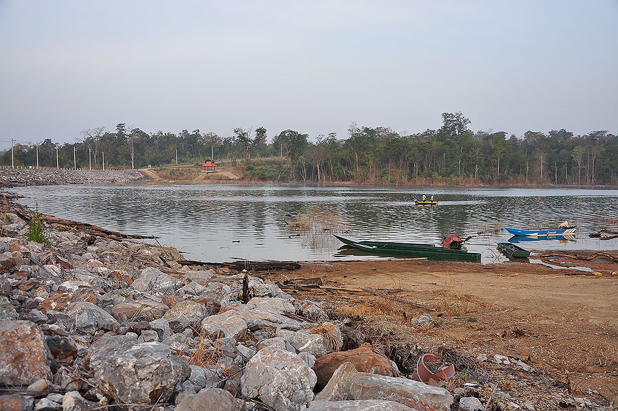 นั่นเรือใครกว่าสีคุ้นๆ :grin: