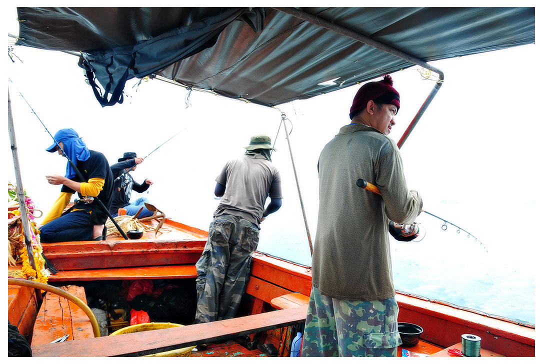 หัวเรือก็ไวทันกัน ลงหมึกลงอีเกิ๋ยก