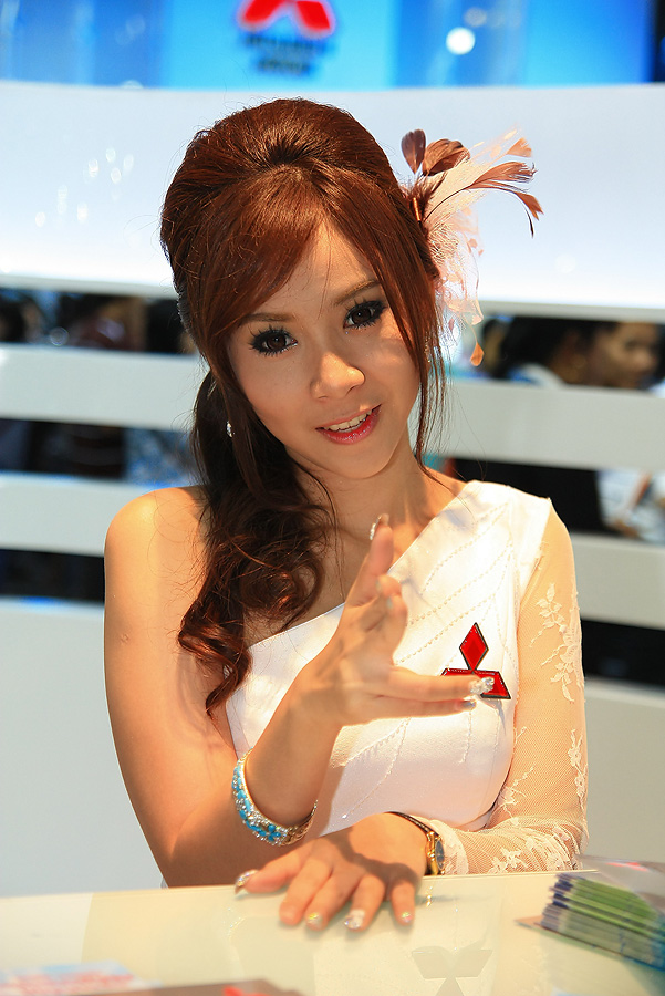 ว่าก้อ ว่าไป.....นังต่ายเนี่ยมานก้อฝี