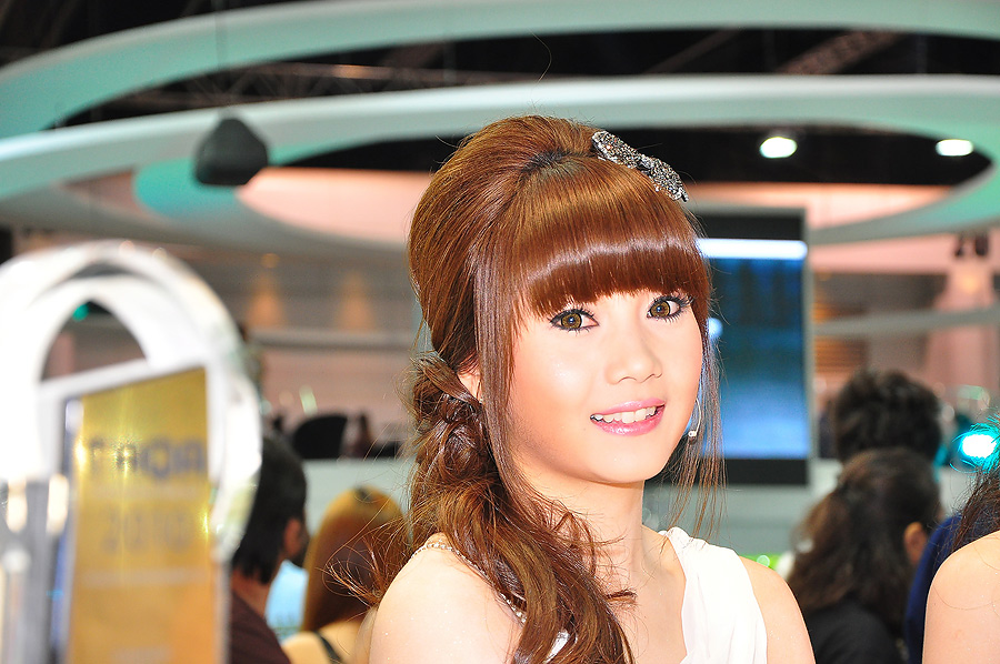 ขาที่กำลังก้าวเดิน พลันหยุดชะงักเพราะน้องคนนี้ :ohh: