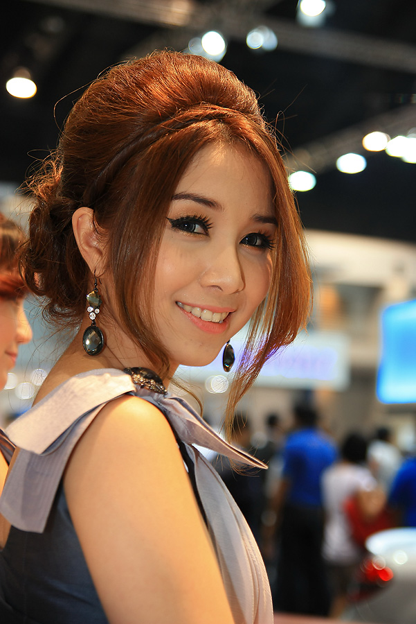 พงเต๊บมาดไปโก้งโค้ง โก่งเอว จนได้รูปนี้มา 1 รูป
 :grin: :grin: :grin: