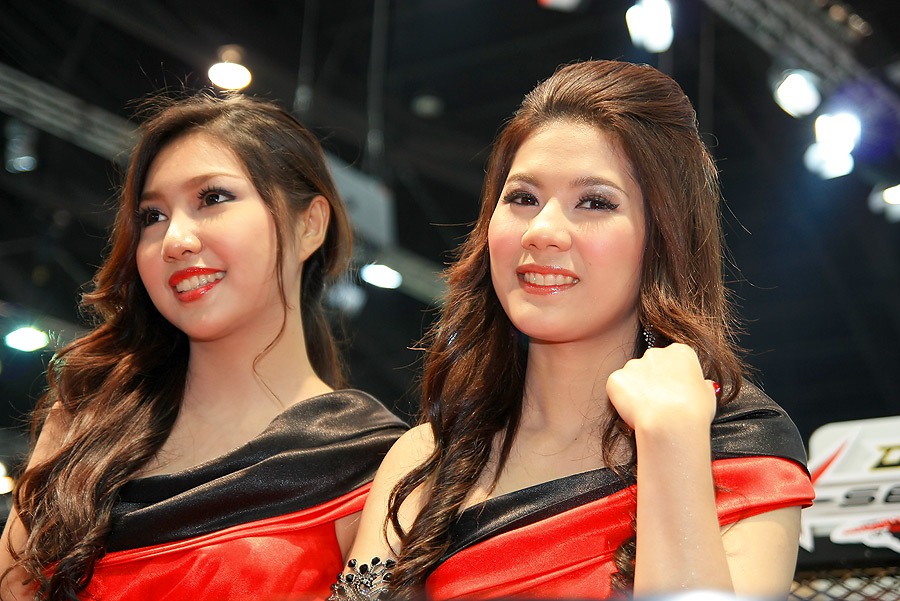 [q][i]อ้างถึง: sodanam. posted: 13-12-2553, 20:57:43[/i]

ไม่ดง..ไม่ดูแล้ว..รูปปลา..... :grin: :gr
