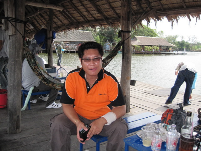 น้าเจตั้งกระทู้อยู่ผมกลัวจะซ้ำกัน relax_team ตามชมที่นี่แล้วกัน   กับบึงสำรายวันอาทิตย์ที่ผ่านมา นำโ