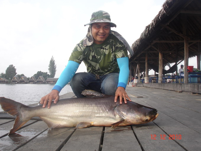 น้าโอ๋ เด็กวัดฯ ก็โดนเหมือนกันครับ :cheer: :cheer: