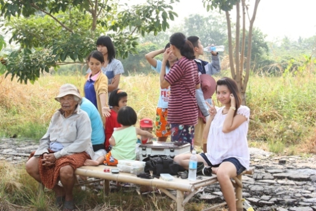 กองเชียร์ :laughing: :laughing: :laughing: