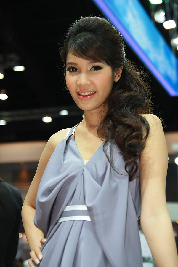 ชมฝีมือนังต่าย ถ่ายสาว ๆ บีเอ็ม ขณะท