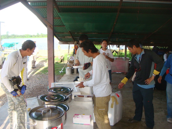 เลือกทานเเบบตามใจเอาให้อิ่มไม่อิ่