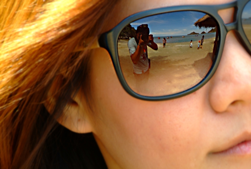 ถ่ายรูปตัวเองมั้ง :grin:
