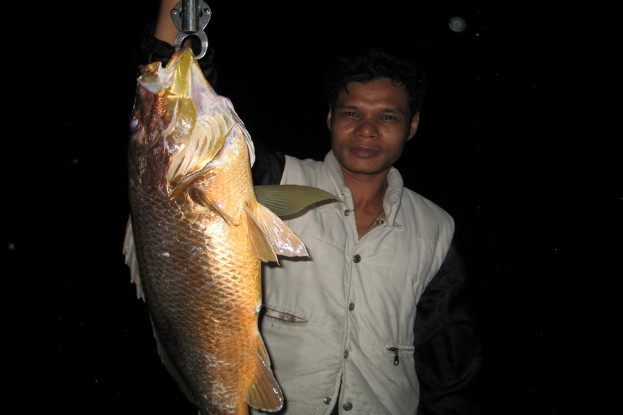 อั่งเกยน้ำหนักสูงสุดในทริปนี้ครับ 