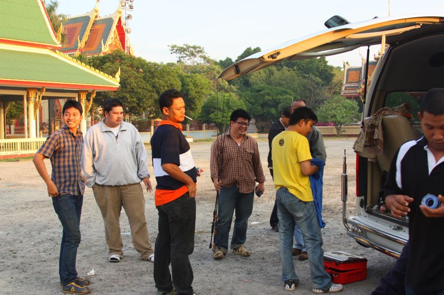ทีมงาน ธรณีสูบจากเชียงใหม่ ออกมาตั้งแต่ 1 ทุ่ม ขับรถกันไวแฮะ :grin: :grin: :grin: