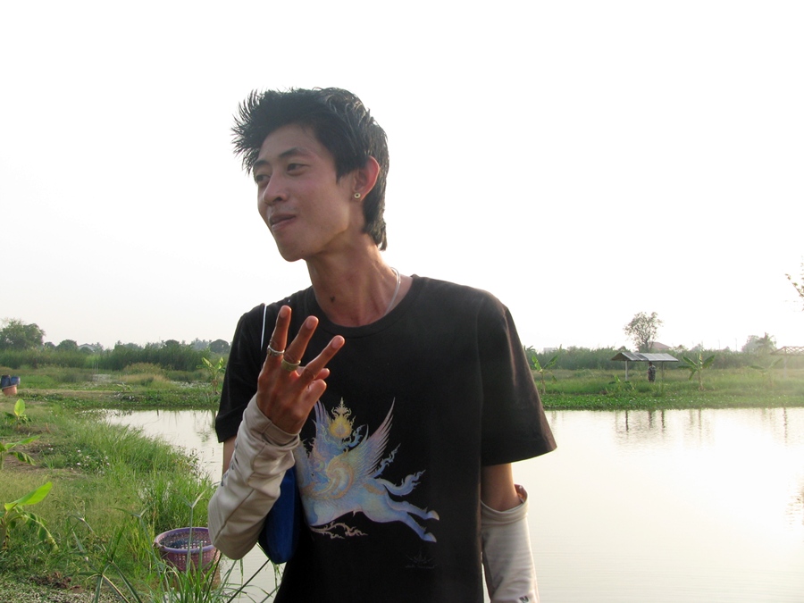 ได้ 3 แล้วนะครับอ้ายบิ๊ก วันนี้หล่อเลยตรู.. :cheer: :cheer: :cheer: