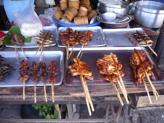 ง่ายๆครับ ข้าวเหนียวไก่เดิน (ไก่ย่าง)  :laughing: :laughing: :laughing: :laughing: :laughing: