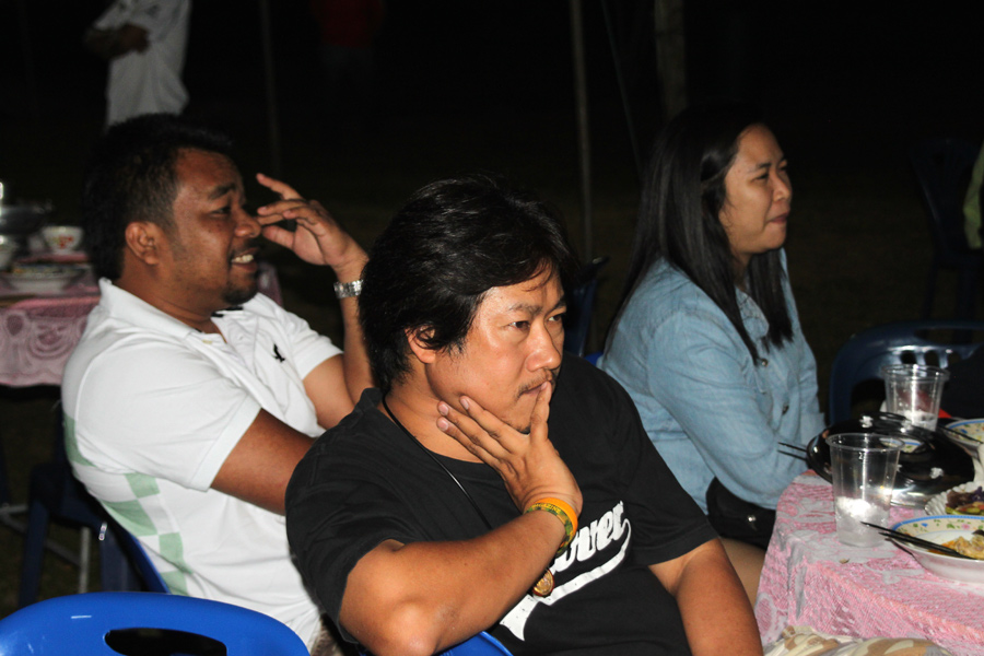 เจ้าเสกนั่งคิดอะไรอยู่หว่า  :laughing: :laughing: :laughing: