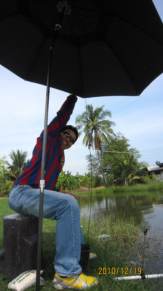  :cool:นายนพมาถึงประกอบคัน  ประกอบร่อที่เพิ่งถอยมาใหม่ ลงไม้แรกก้ได้เย่อกับเจ้าซ่ง ทันที :love: :lov